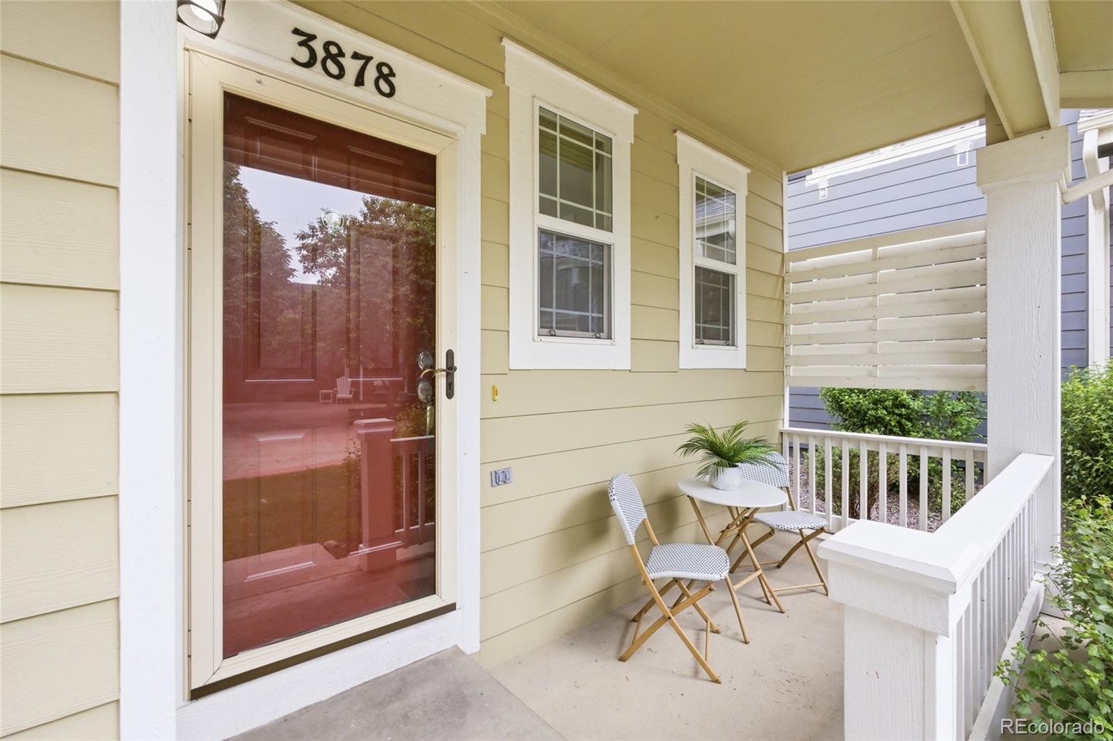 3878 Red Deer Trail