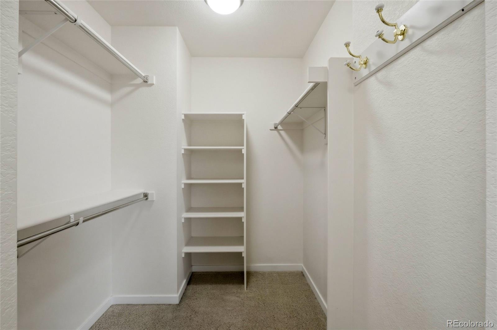 3878 Red Deer Trail