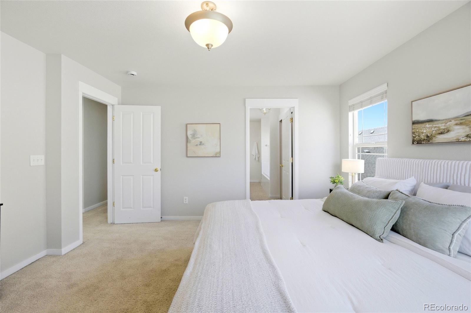 3878 Red Deer Trail