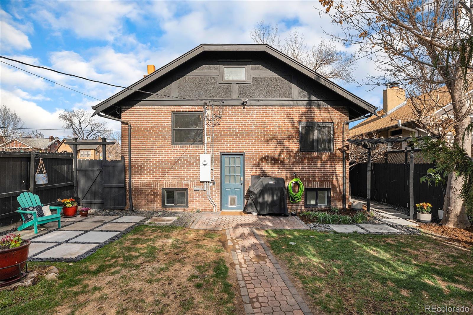 2659 N Elizabeth Street