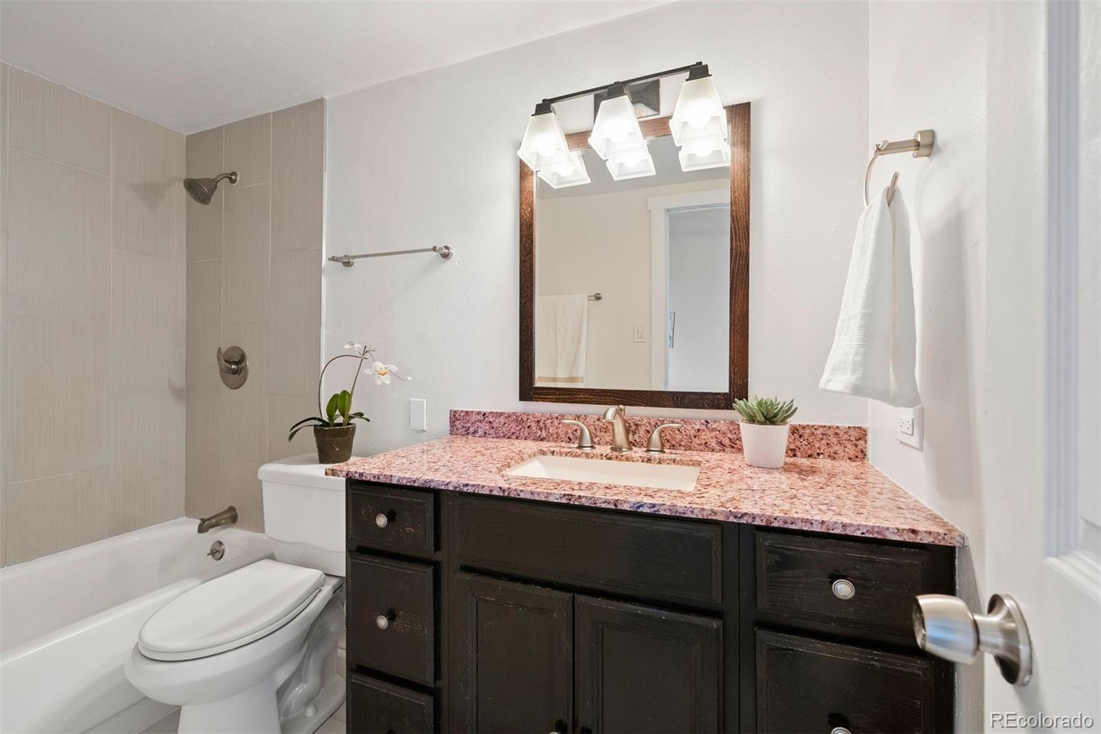 1366 Garfield Street Unit: 502
