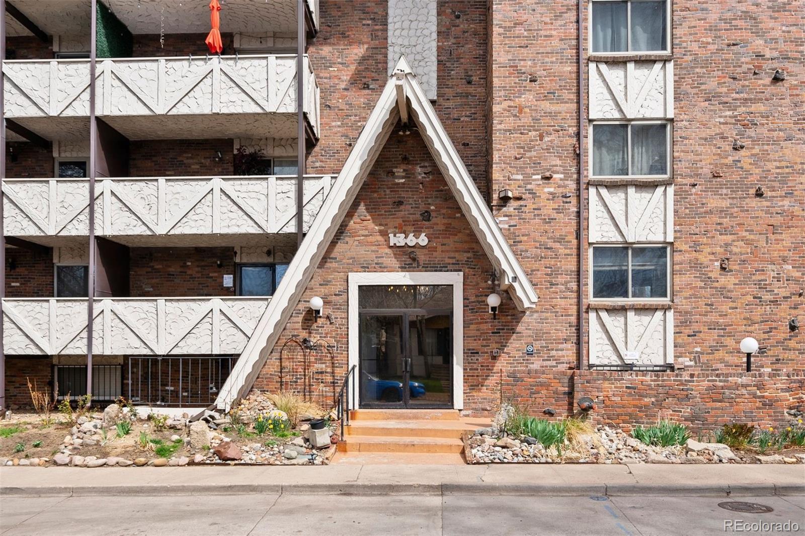 1366 Garfield Street Unit: 502