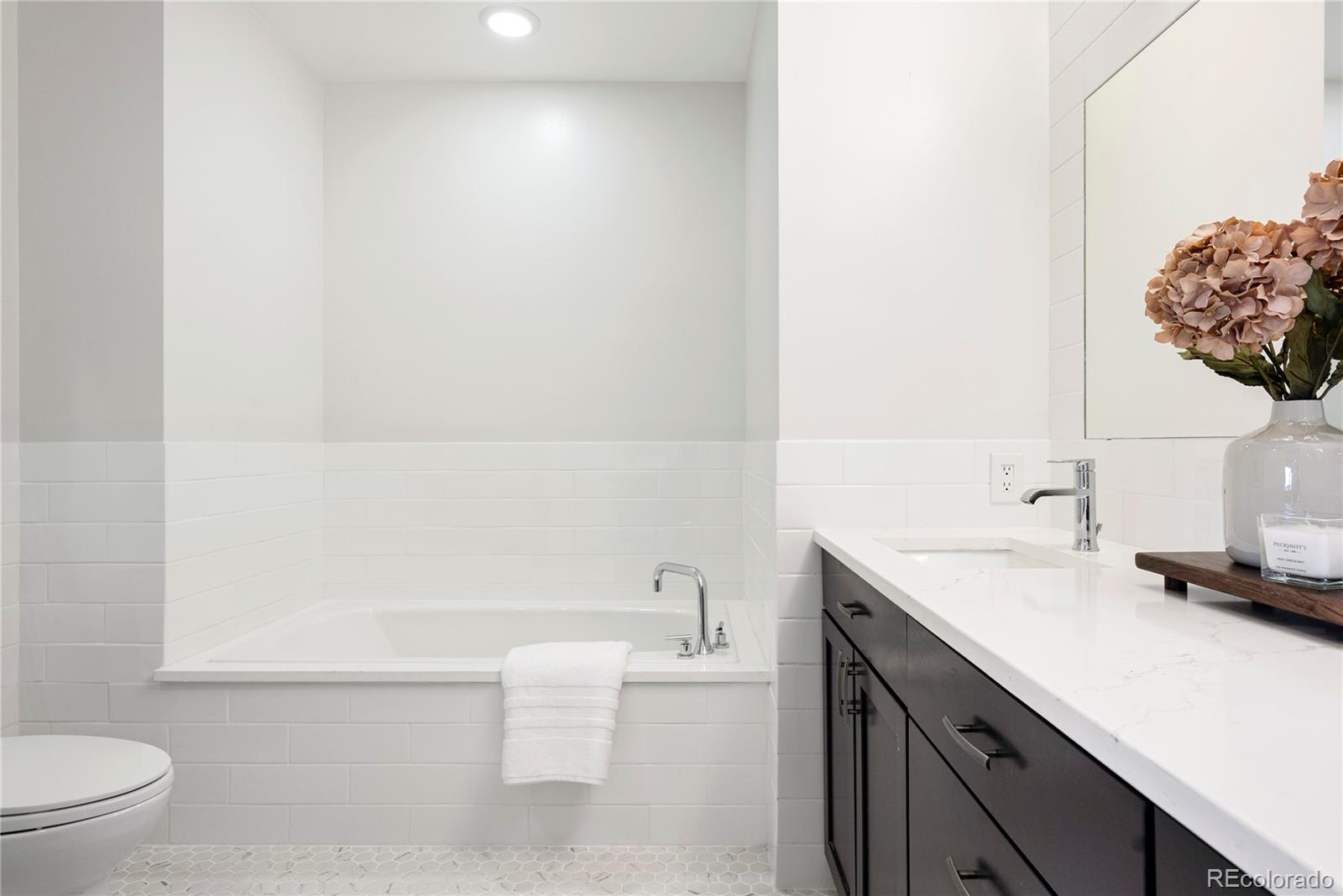 2958 Syracuse Street Unit: 306
