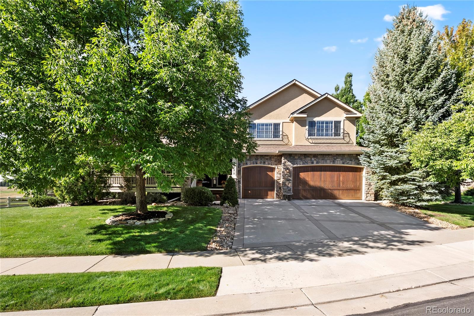 3822 Broadmoor Loop