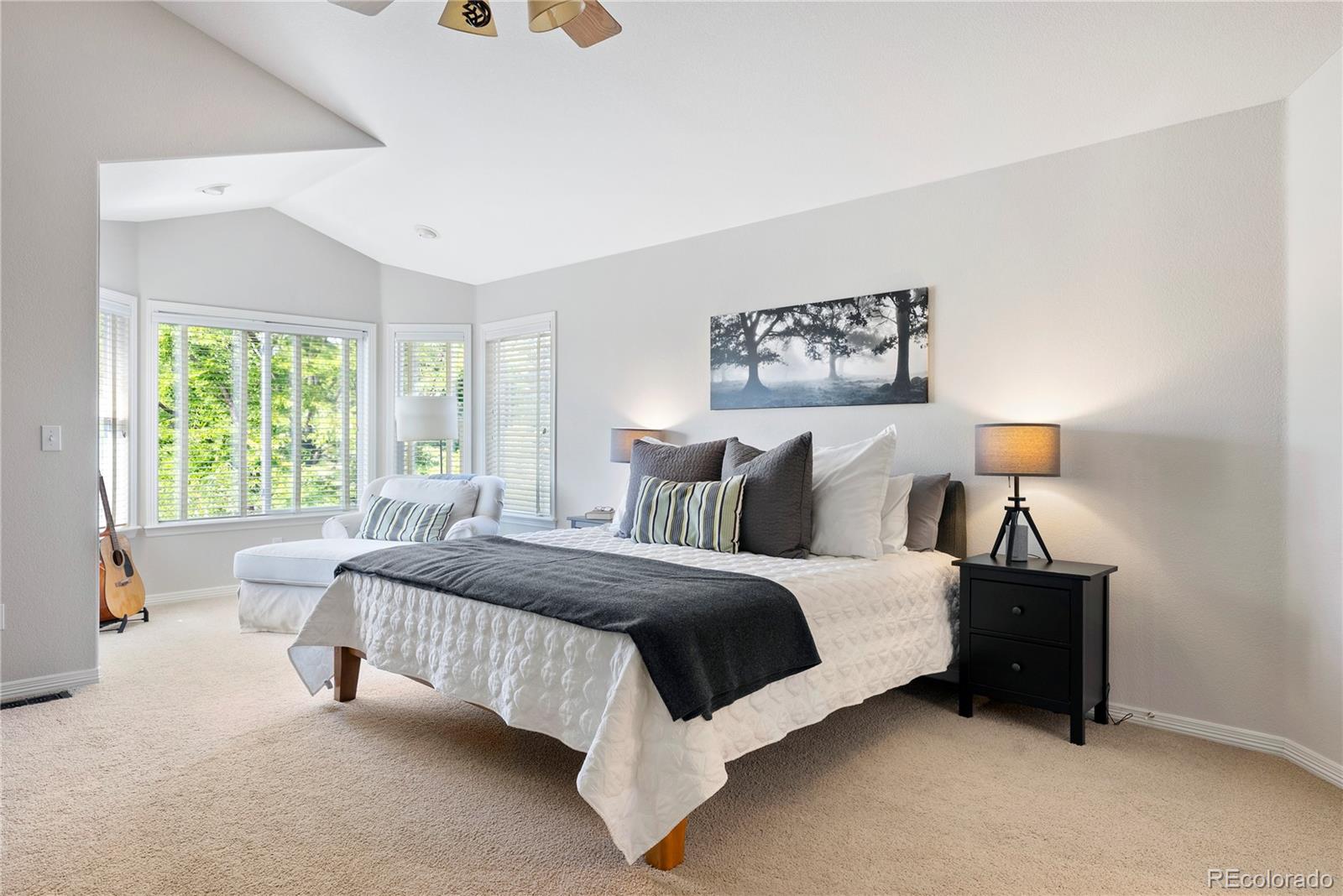 3822 Broadmoor Loop