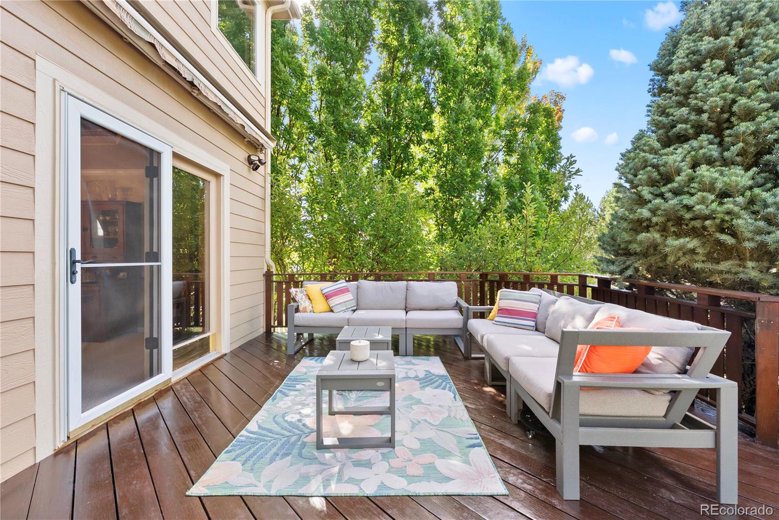 3822 Broadmoor Loop