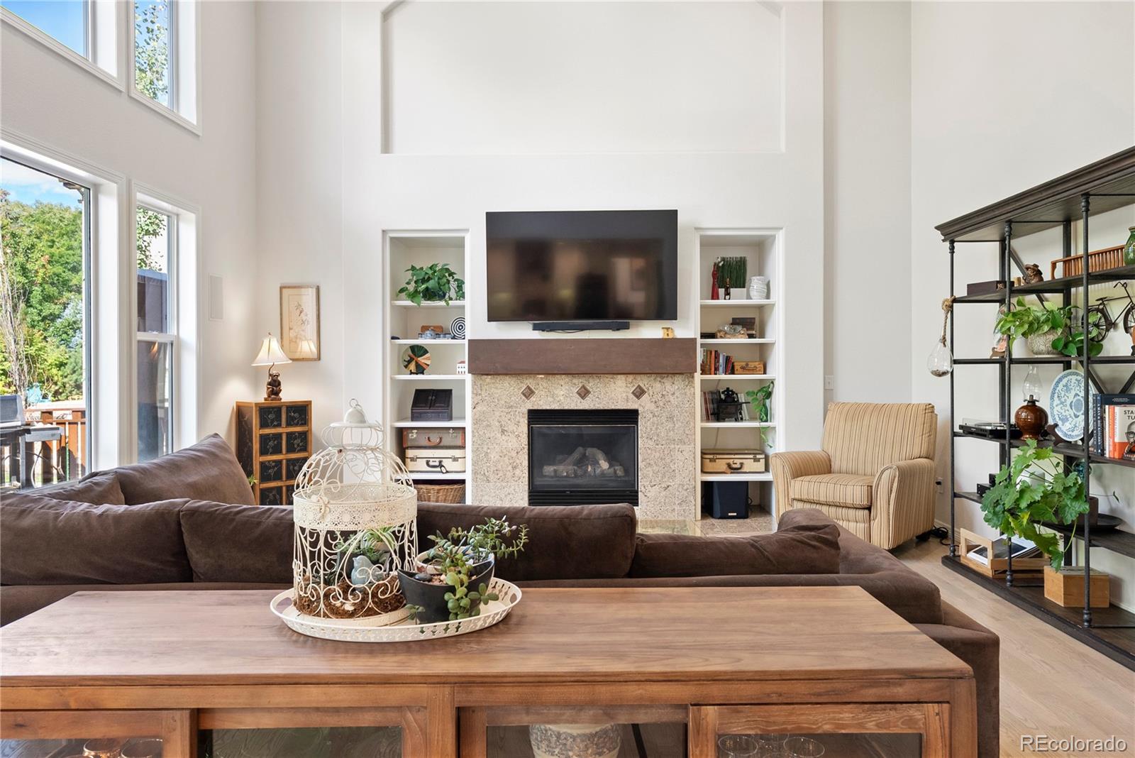 3822 Broadmoor Loop