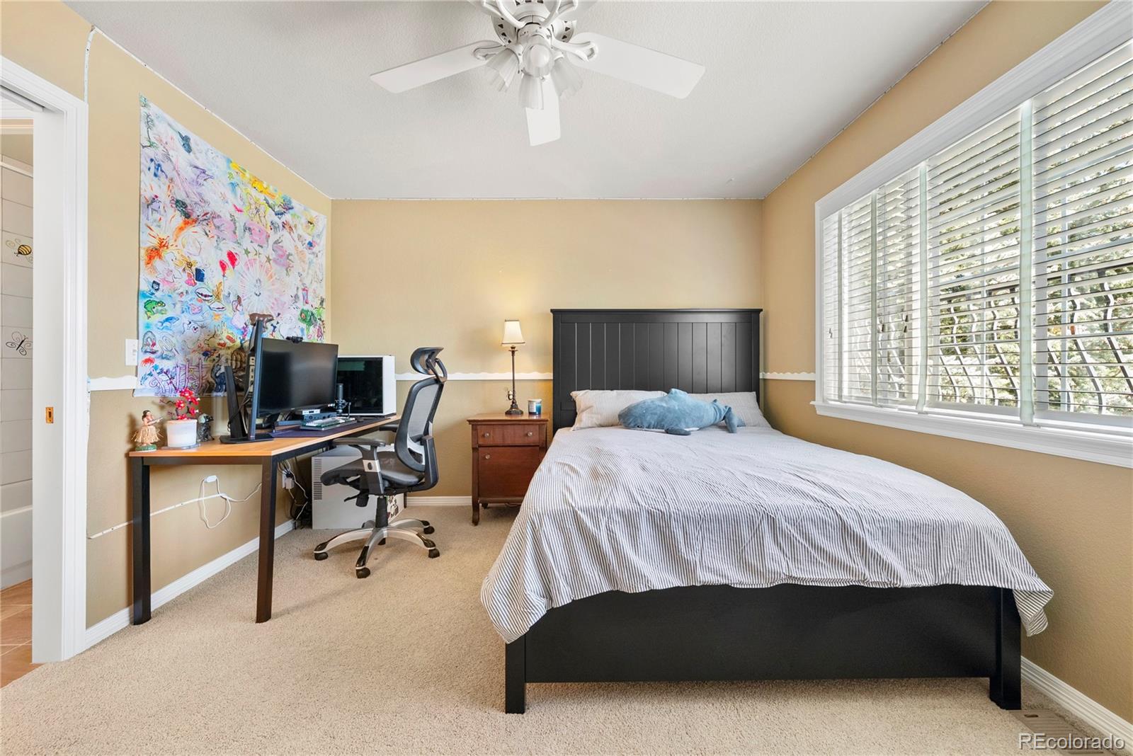 3822 Broadmoor Loop
