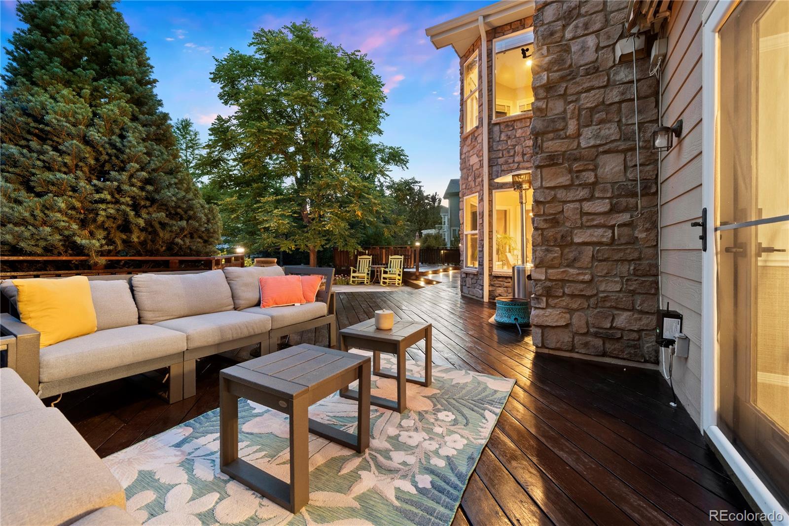 3822 Broadmoor Loop