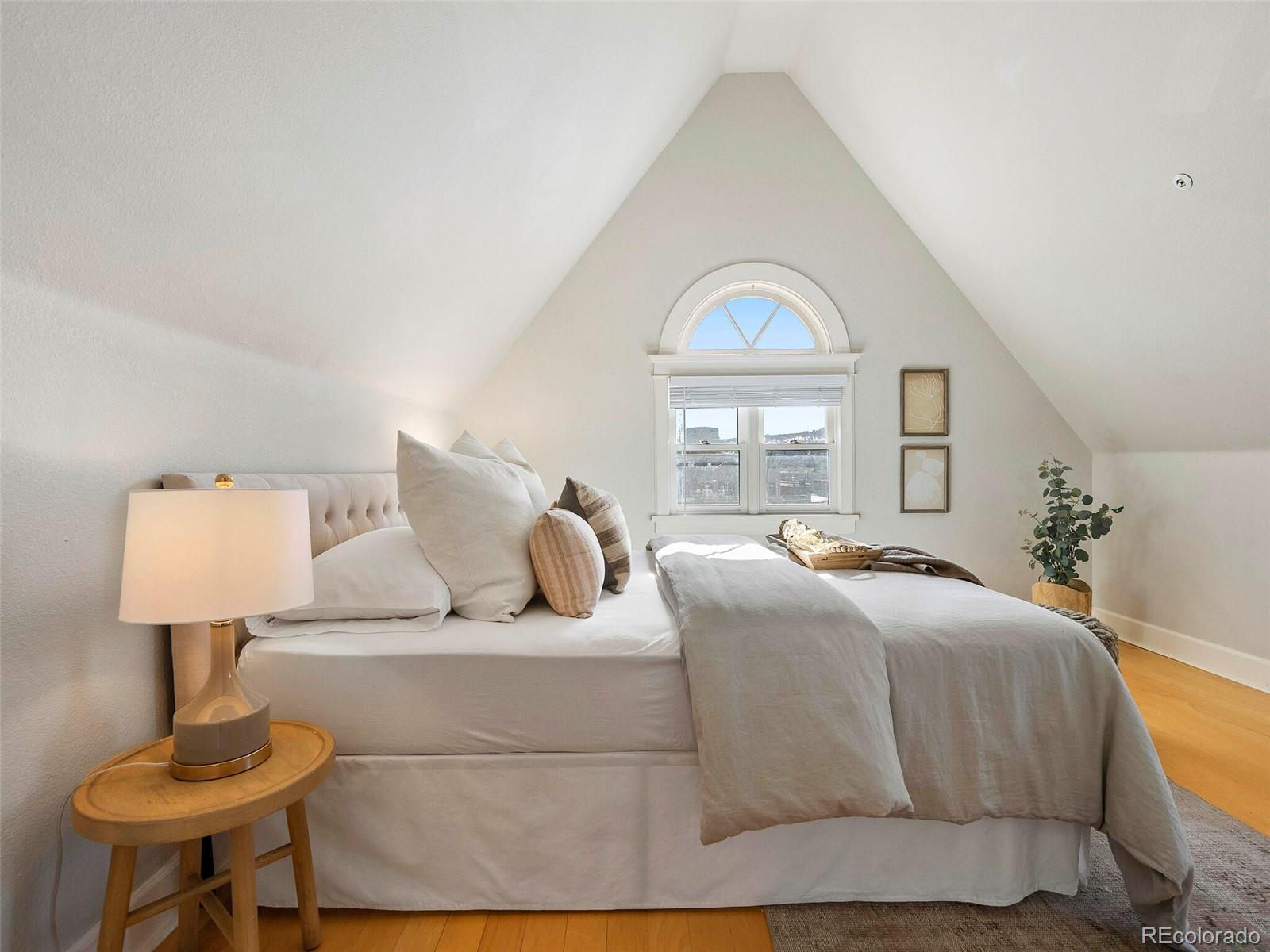 1333 Pine Street Unit: 4