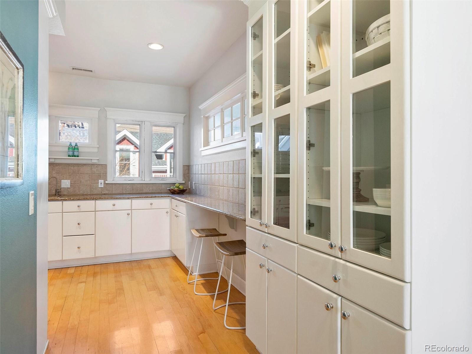 1333 Pine Street Unit: 4