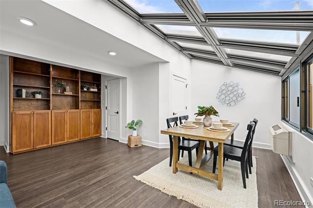 1313 N Williams Street Unit: 1602