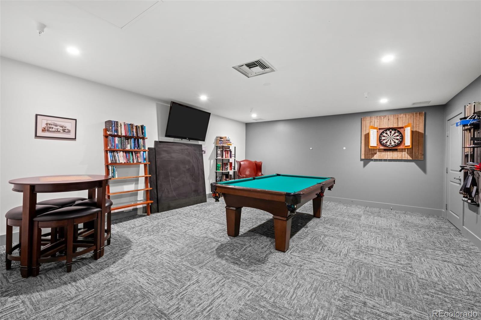 1313 N Williams Street Unit: 1602