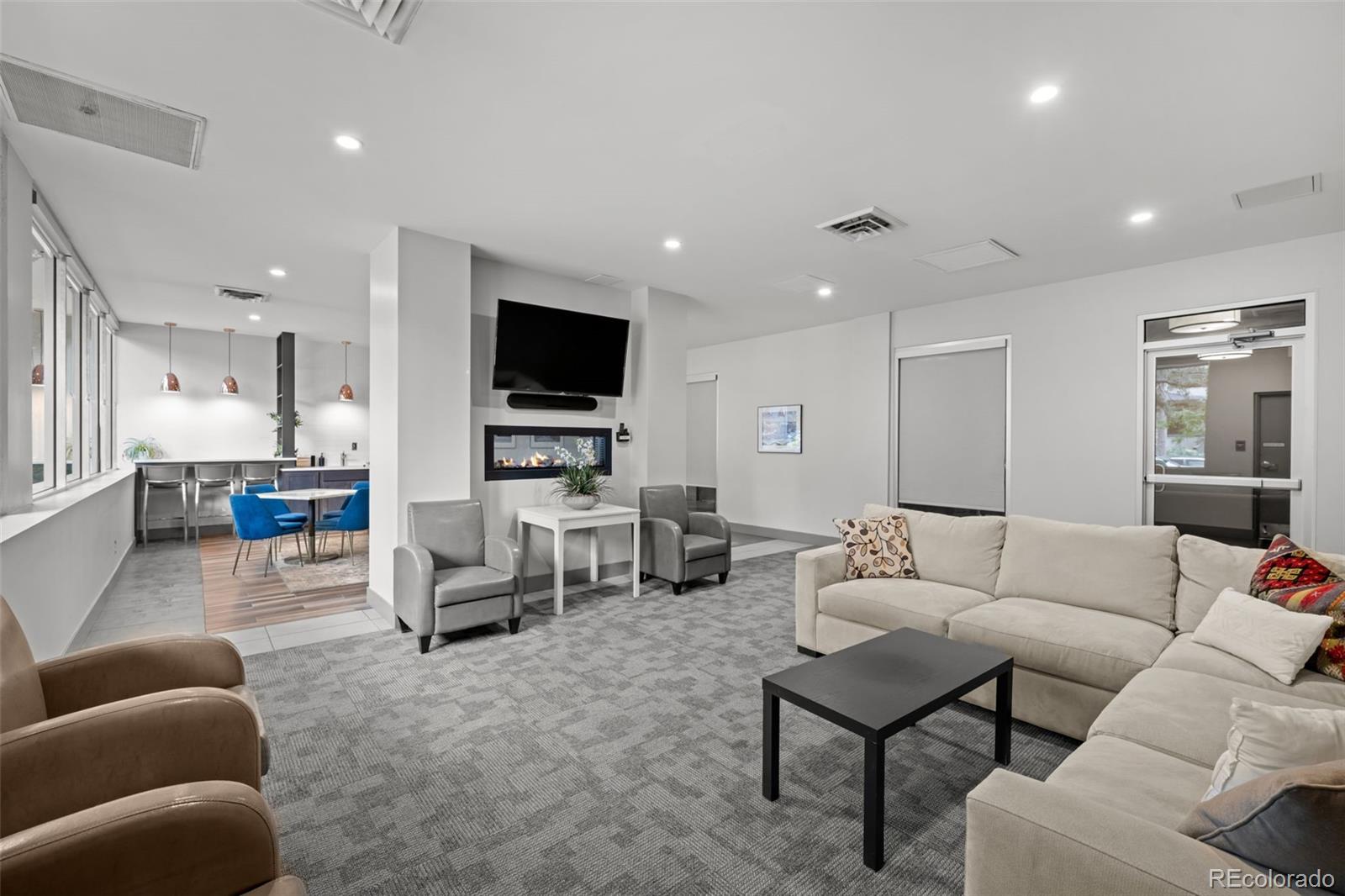 1313 N Williams Street Unit: 1602