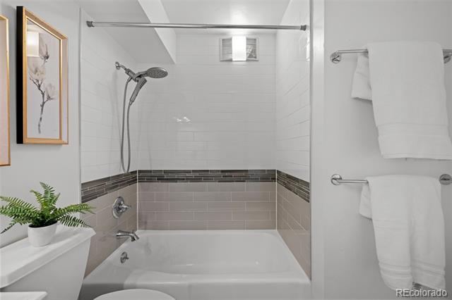 1313 N Williams Street Unit: 1602