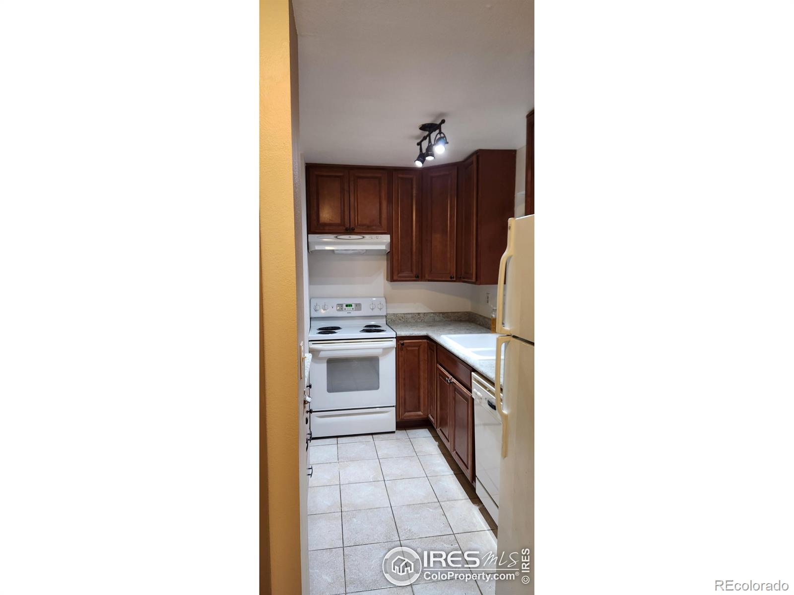 720 City Park Avenue Unit: 112