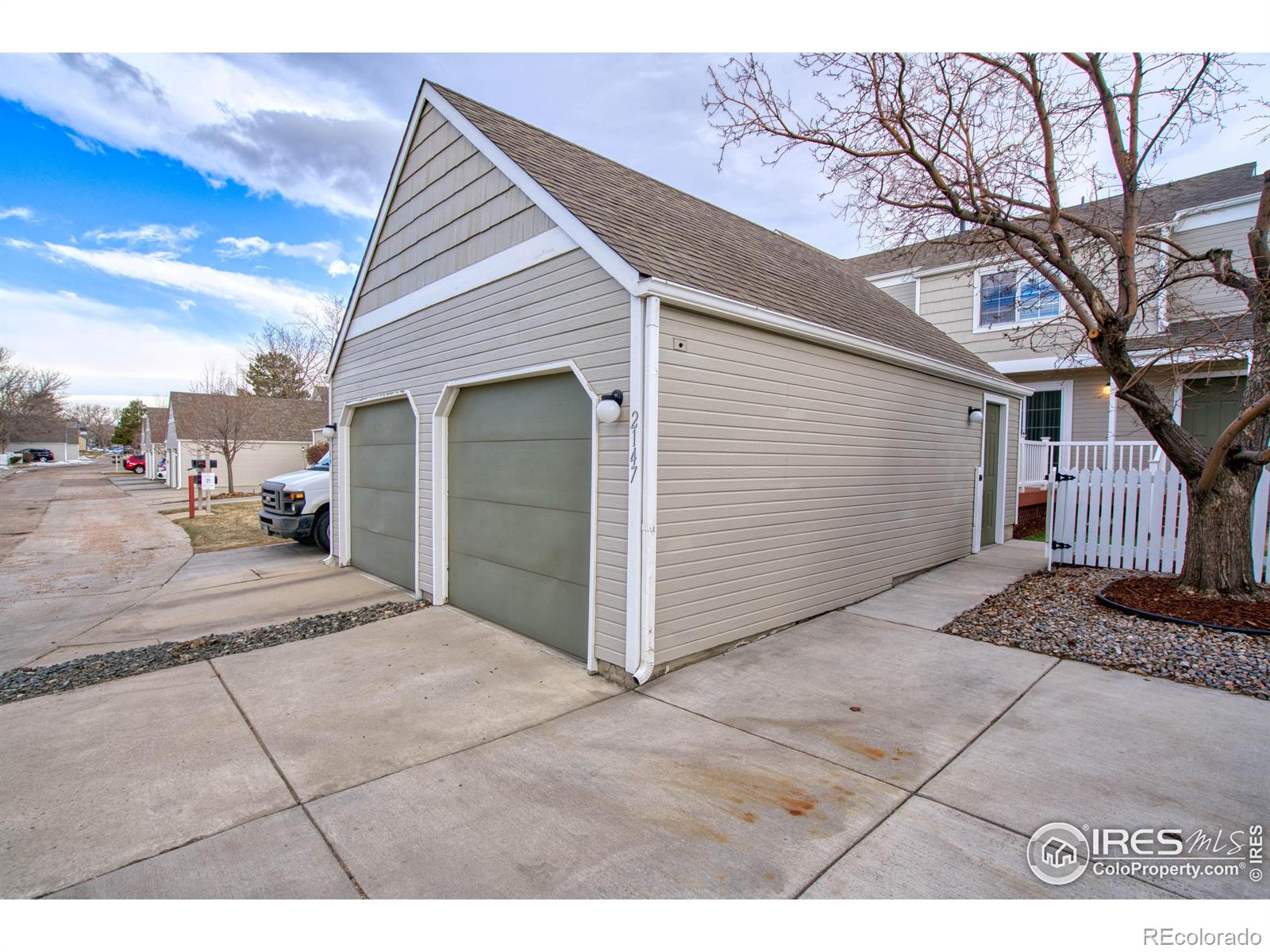 2147 Sunridge Circle