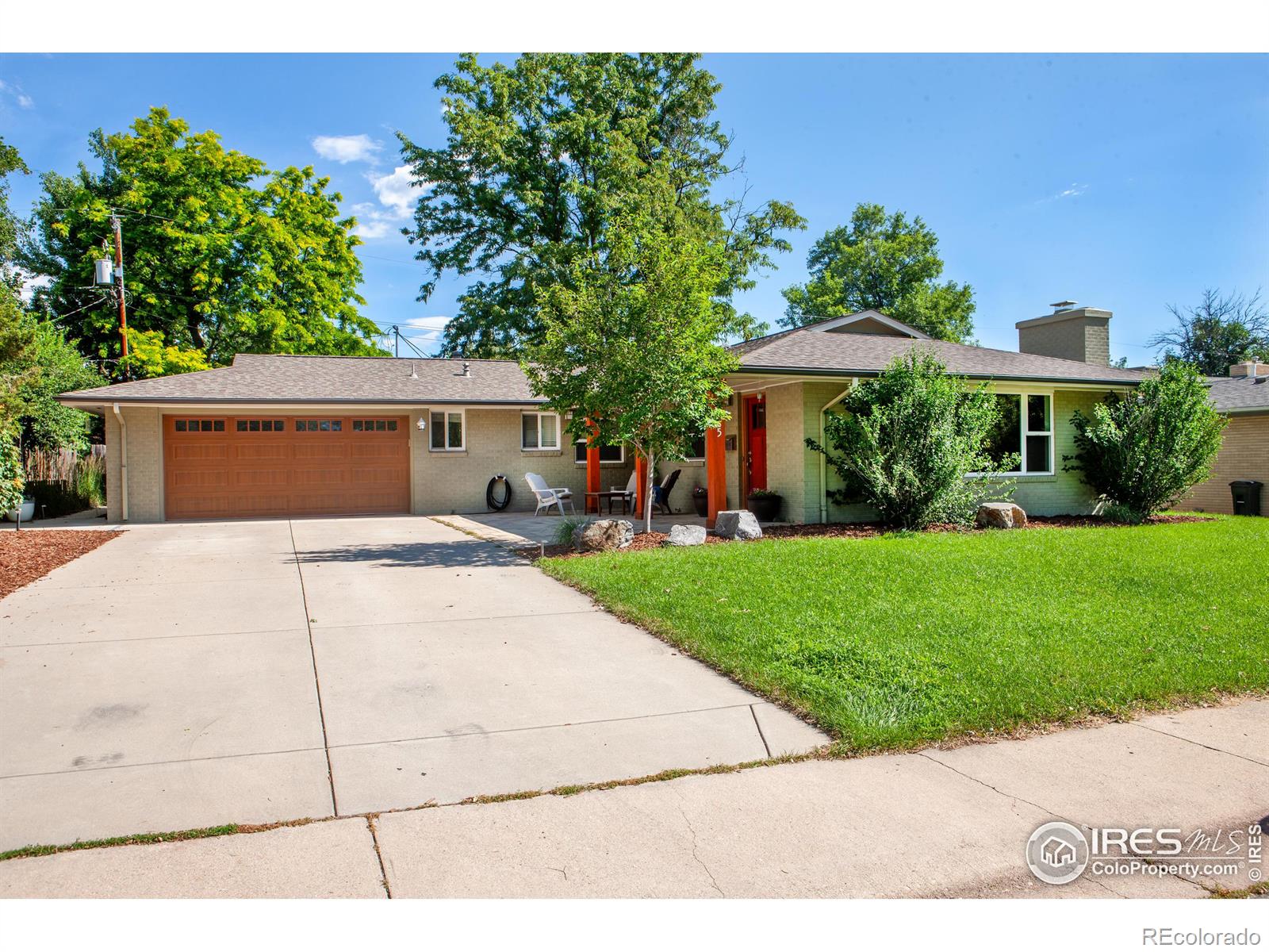 2465 Glenwood Drive
