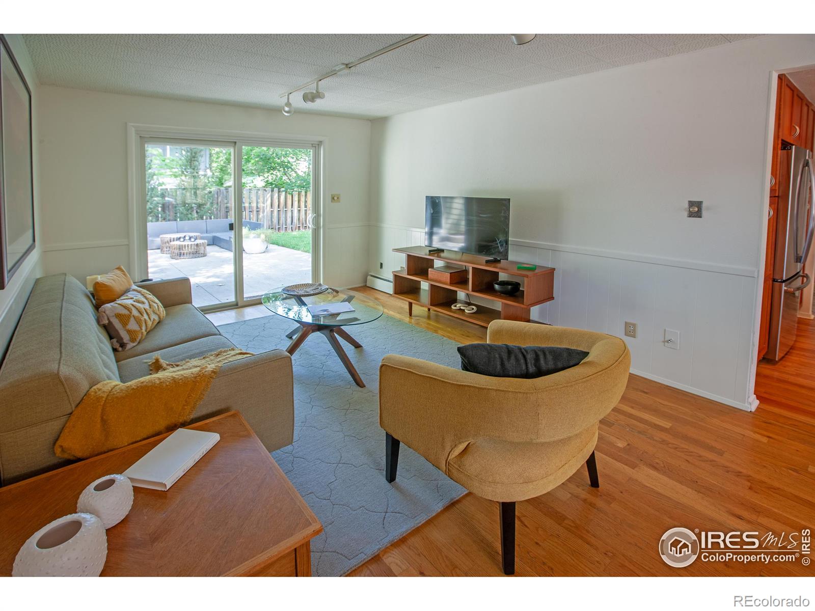 2465 Glenwood Drive