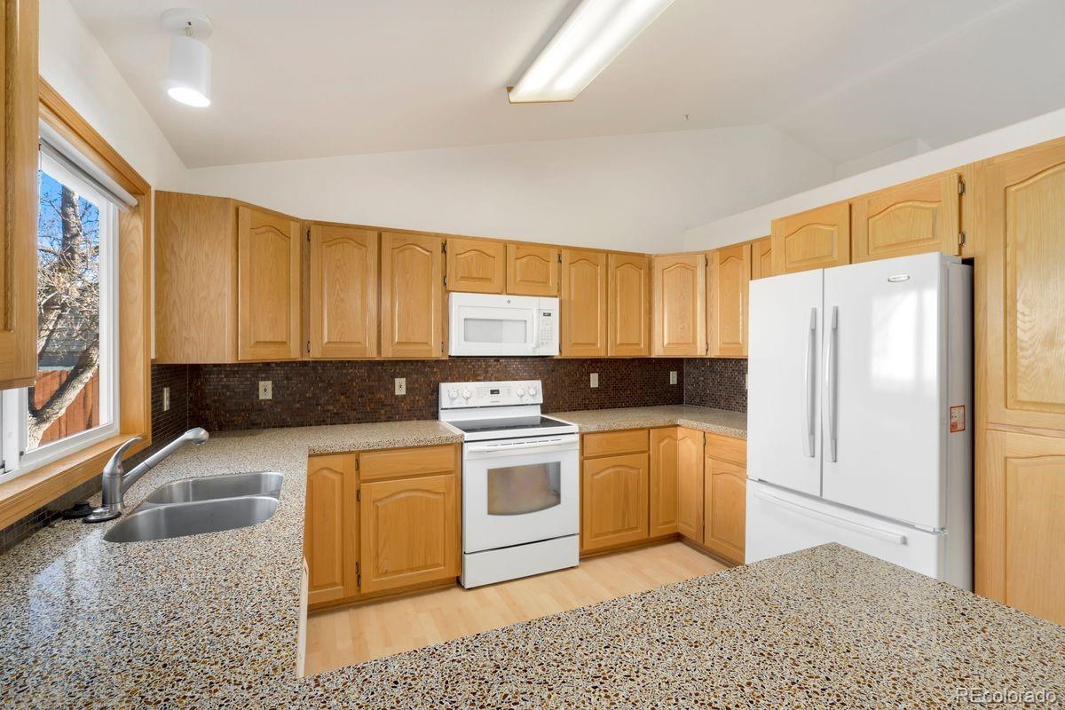 2869 Lotus Place