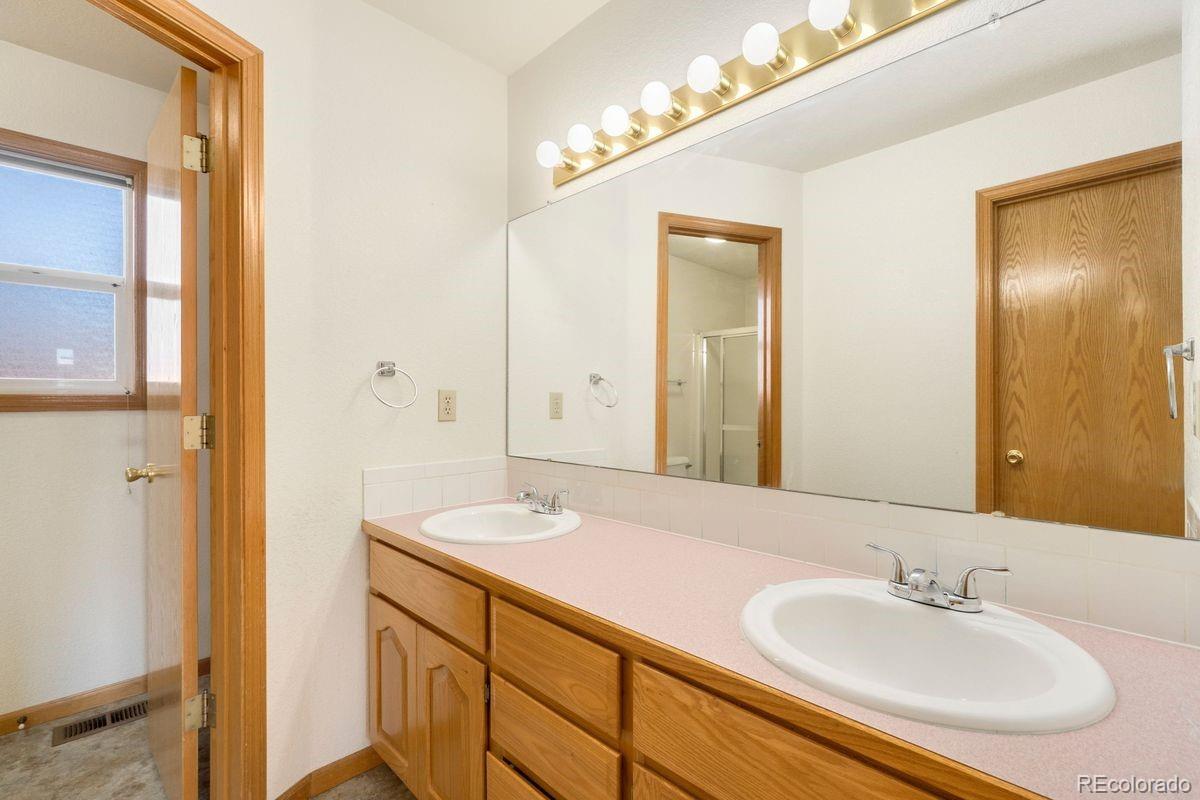 2869 Lotus Place