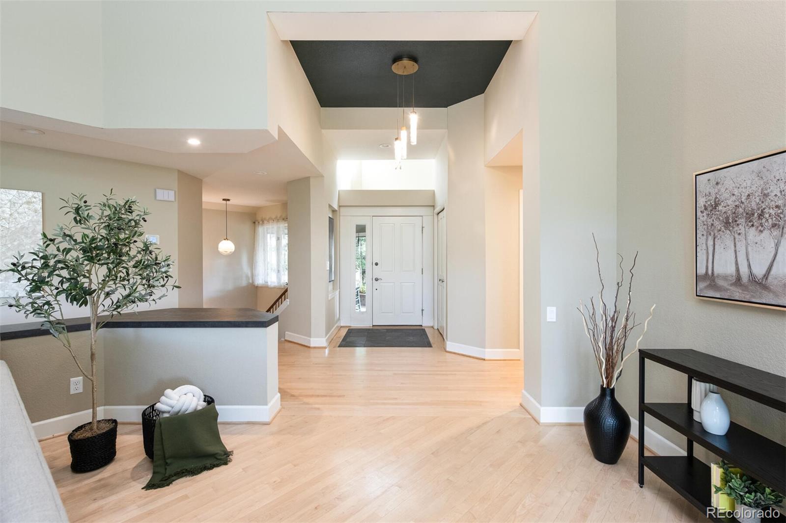 548 Utica Court