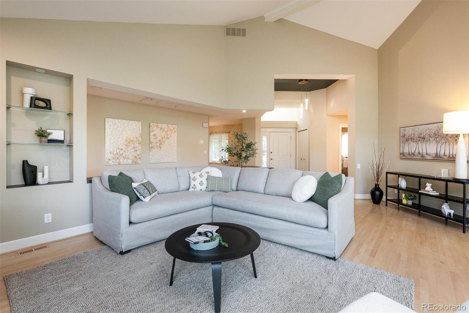 548 Utica Court