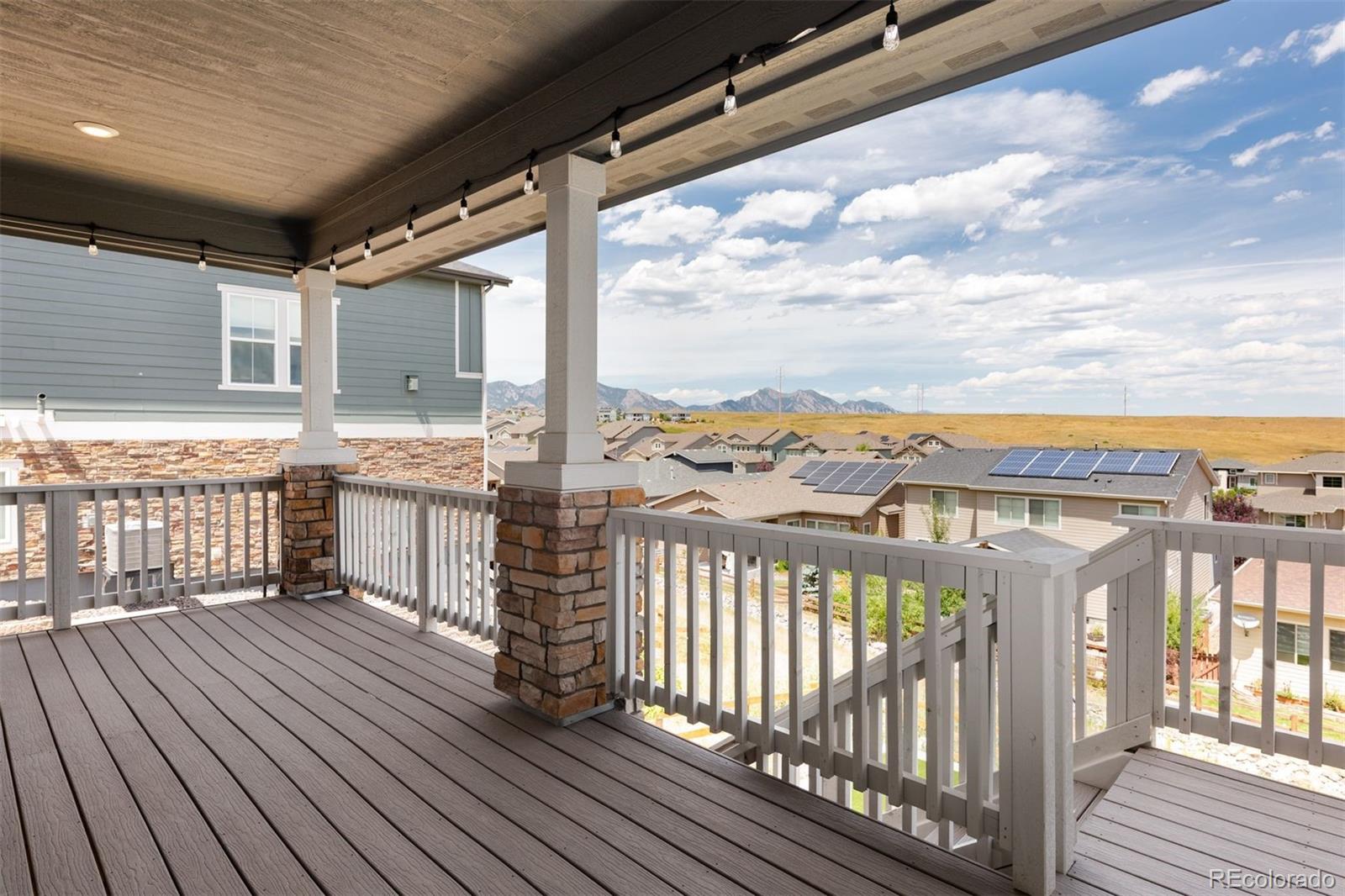 17673 W 93rd Place