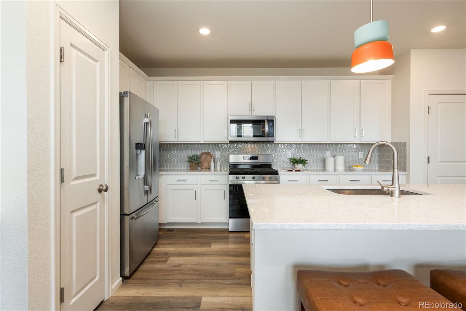 17673 W 93rd Place