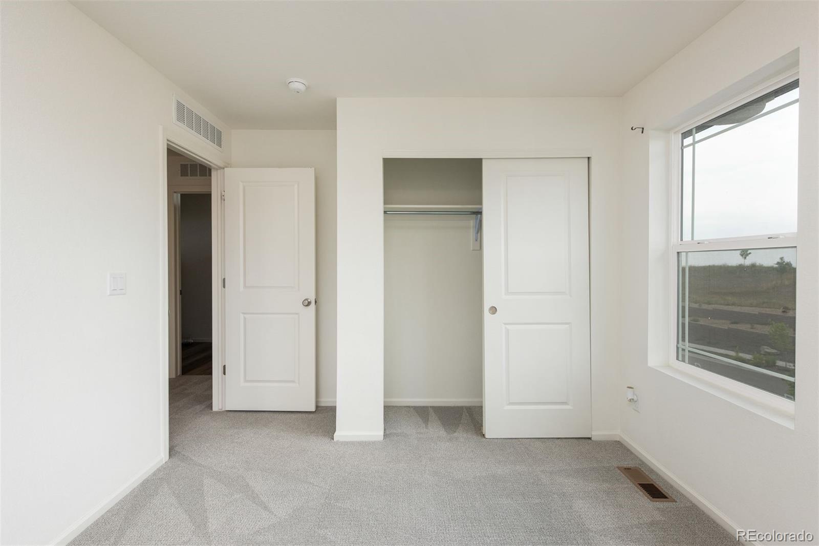 17673 W 93rd Place