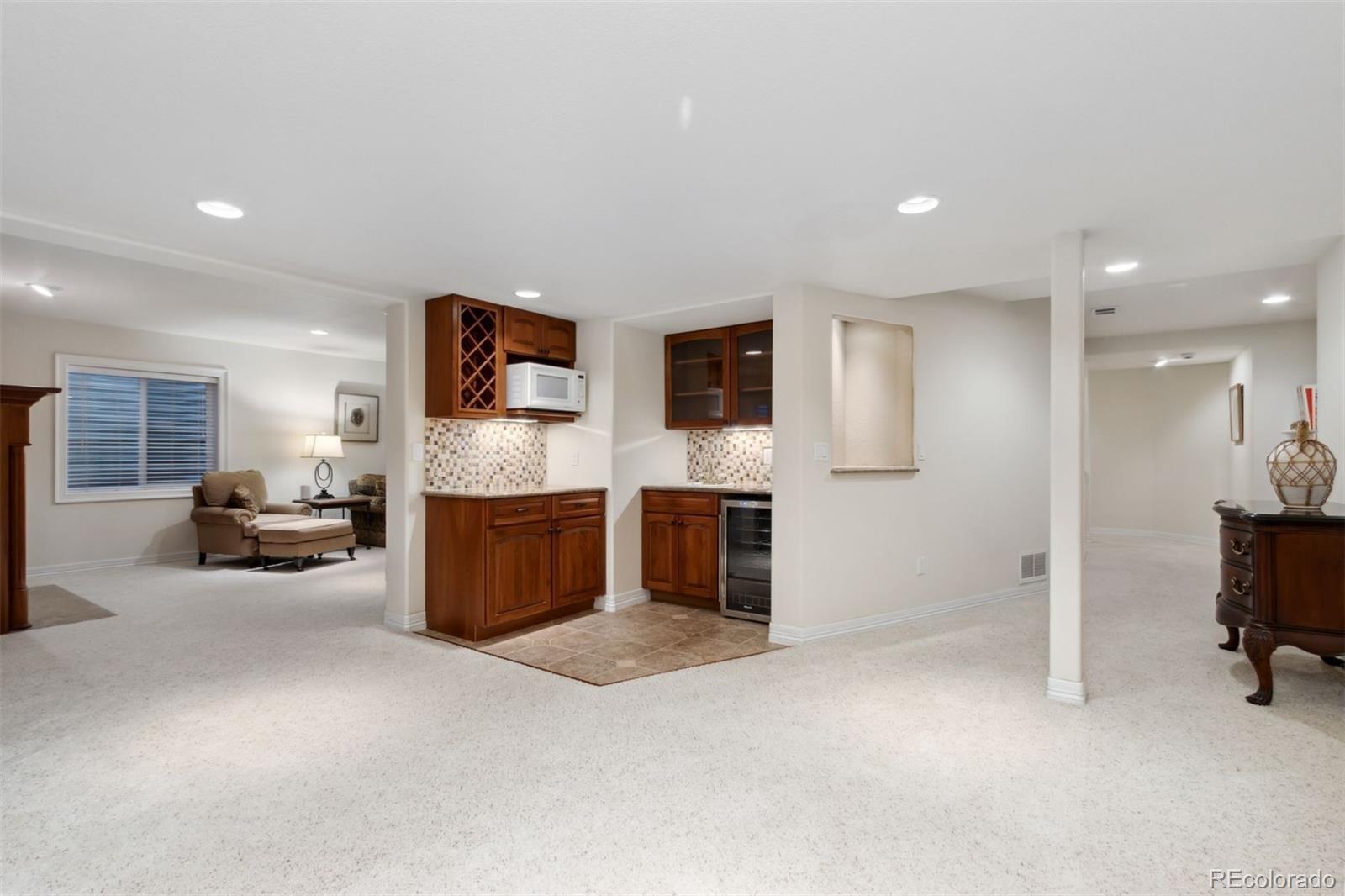 5714 Bluff Lane