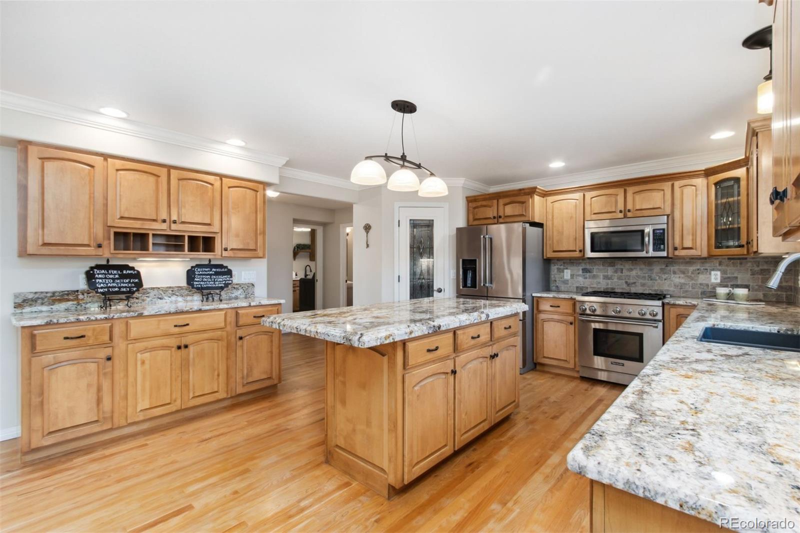 5714 Bluff Lane