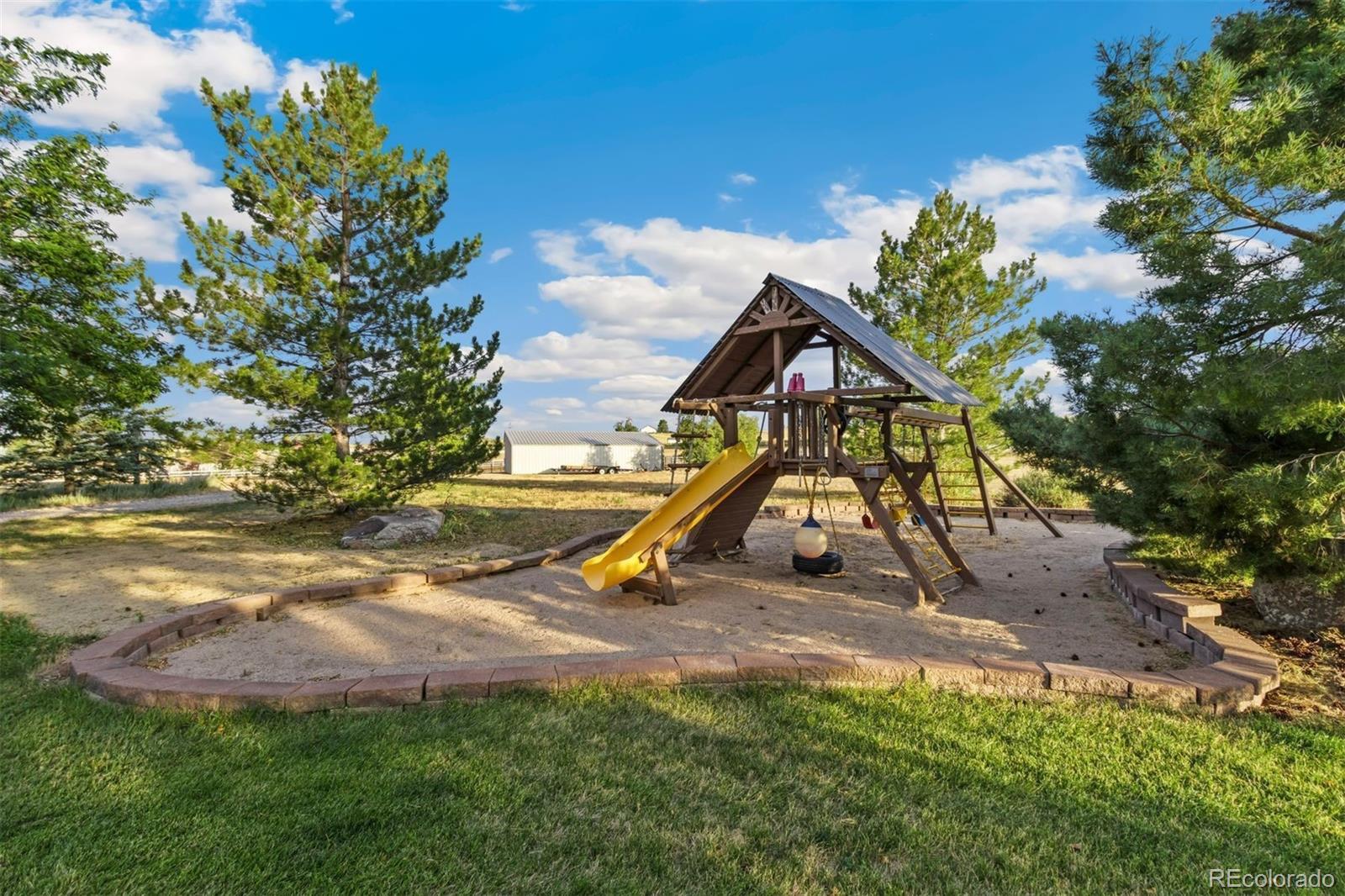 5714 Bluff Lane