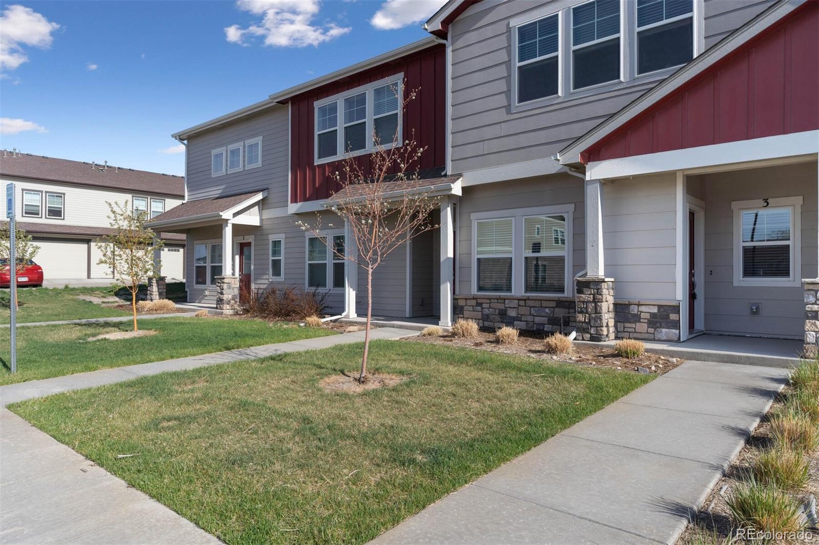 1686 Grand Avenue Unit: 3
