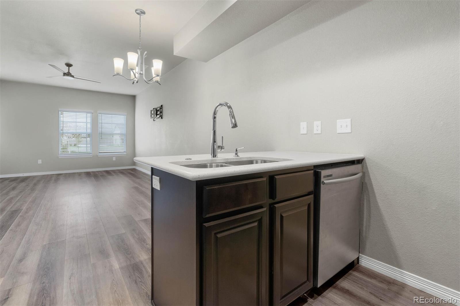 1686 Grand Avenue Unit: 3