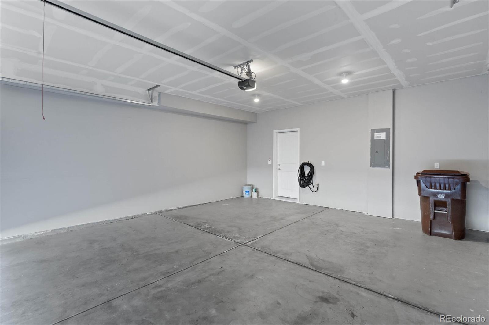 1686 Grand Avenue Unit: 3