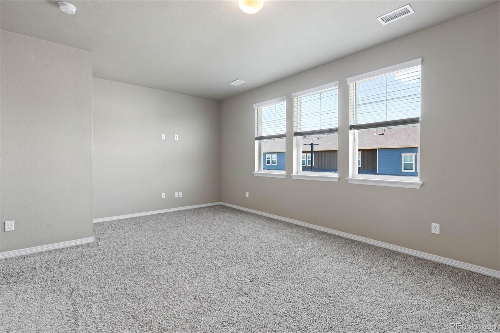 1686 Grand Avenue Unit: 3