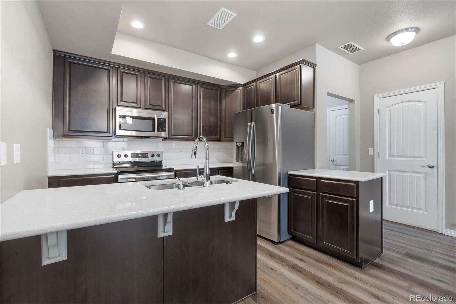 1686 Grand Avenue Unit: 3