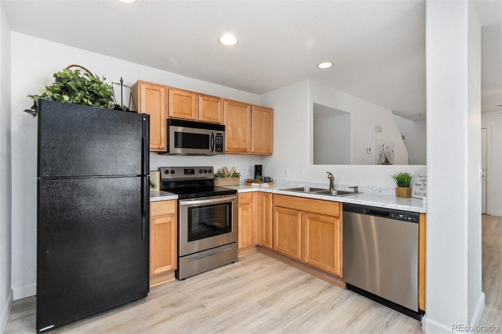 3308 Warren Farm Drive