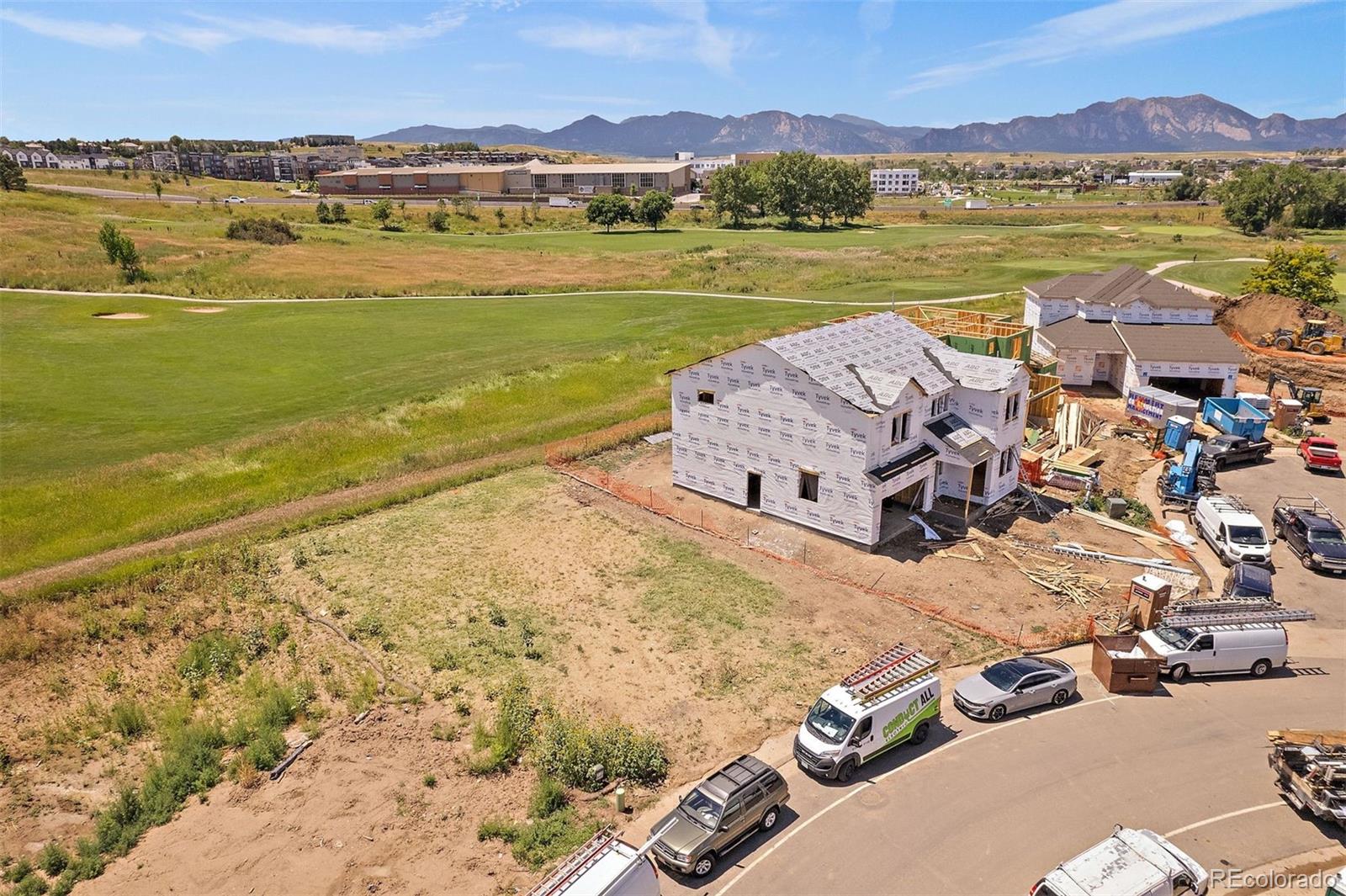 1023 Turnberry Circle