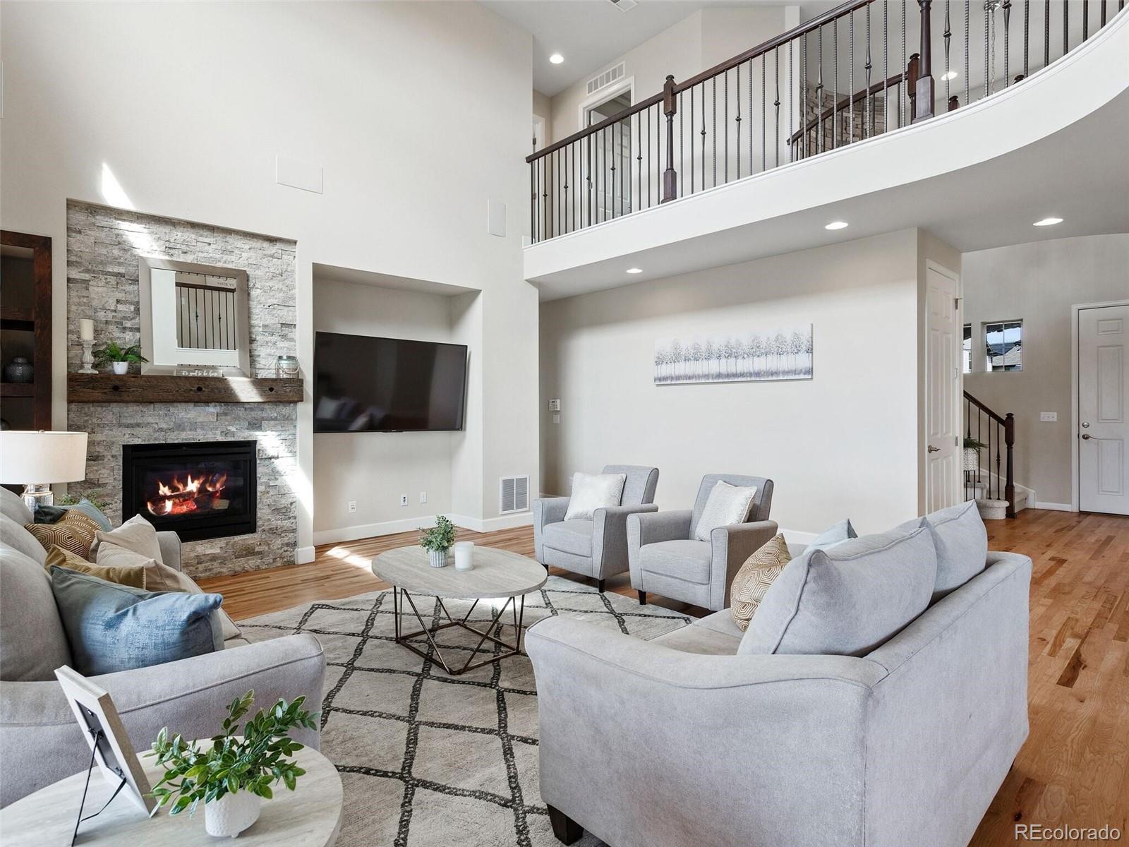 17652 W 83rd Place
