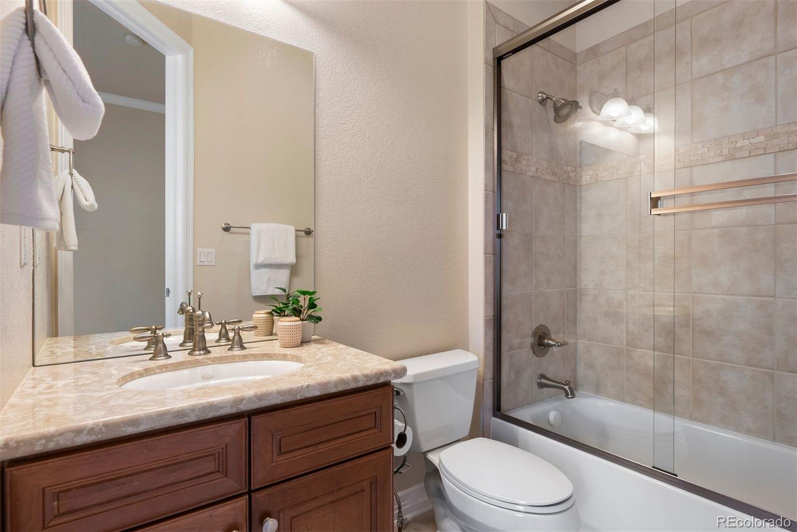 13901 Pinehurst Circle