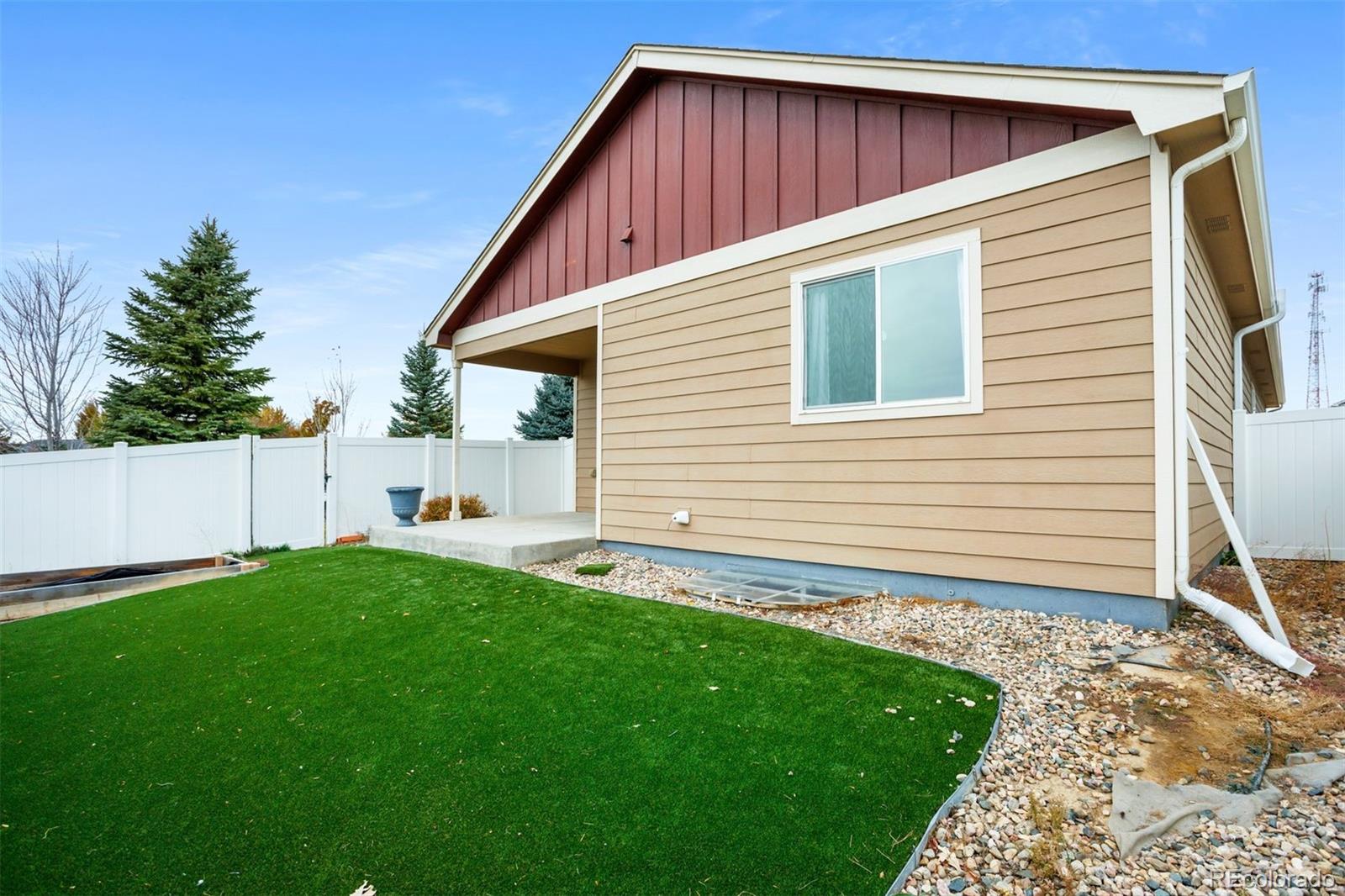 3512 Willow Drive