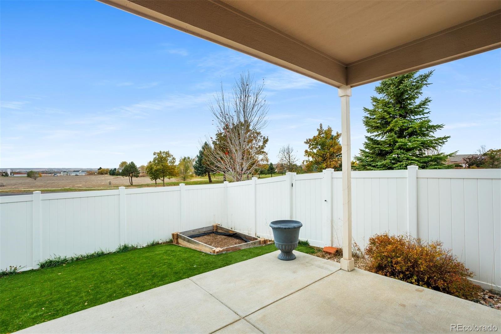3512 Willow Drive