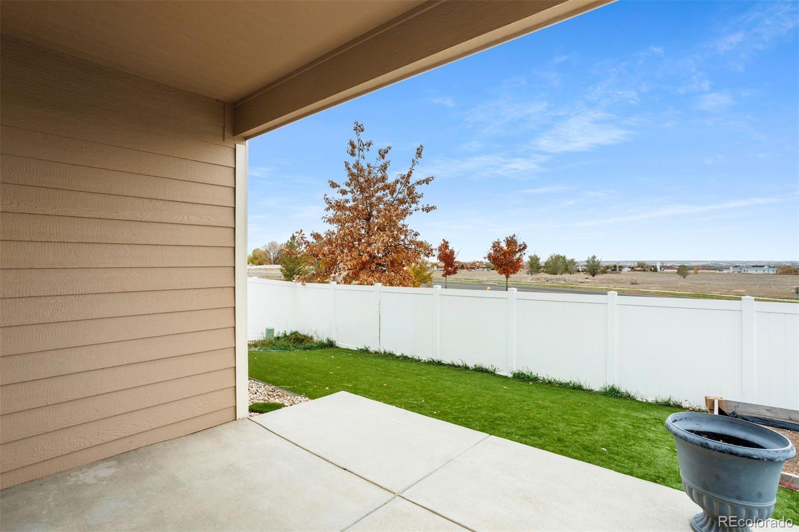 3512 Willow Drive