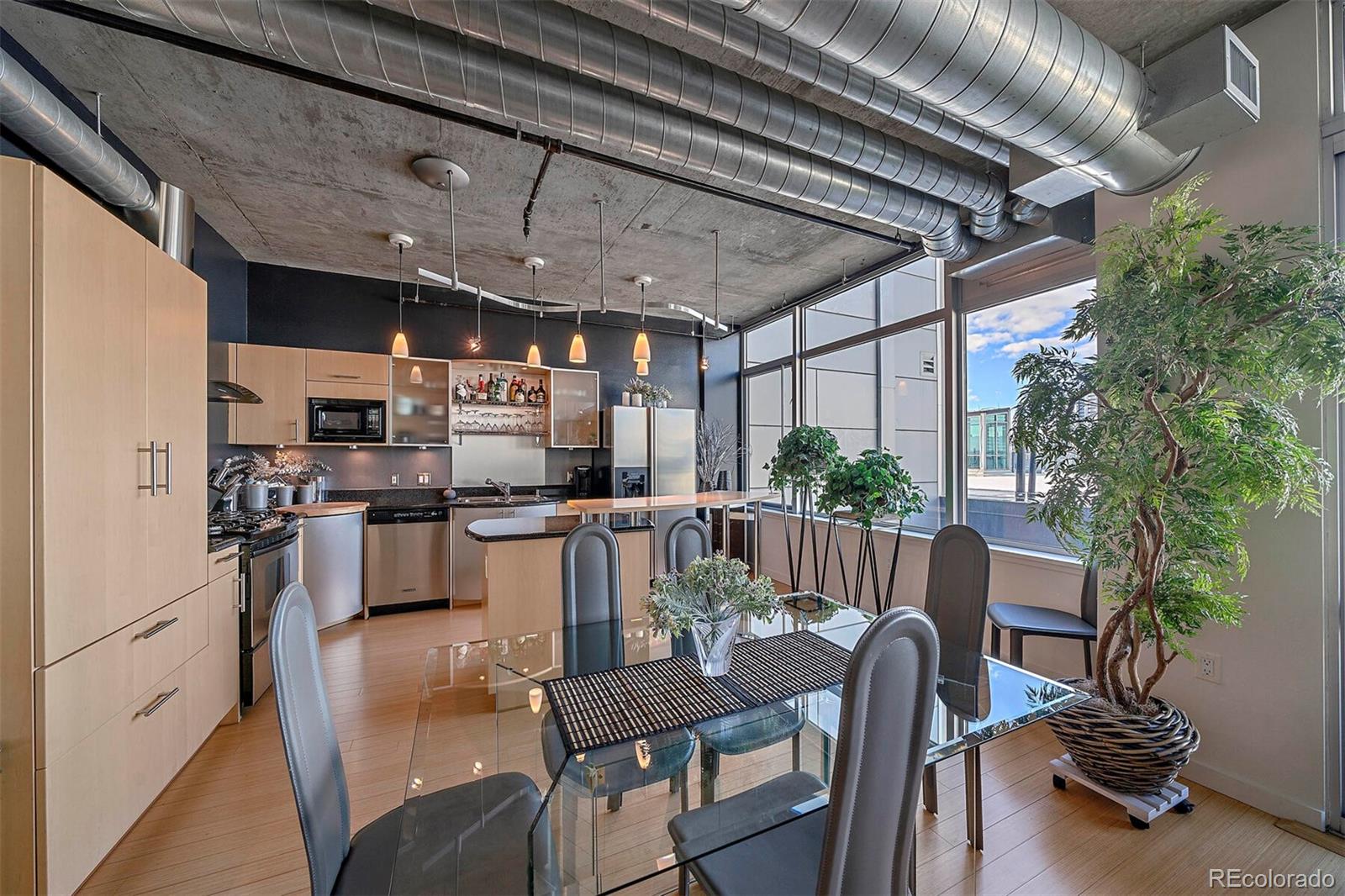 1401 Wewatta Street Unit: 1003
