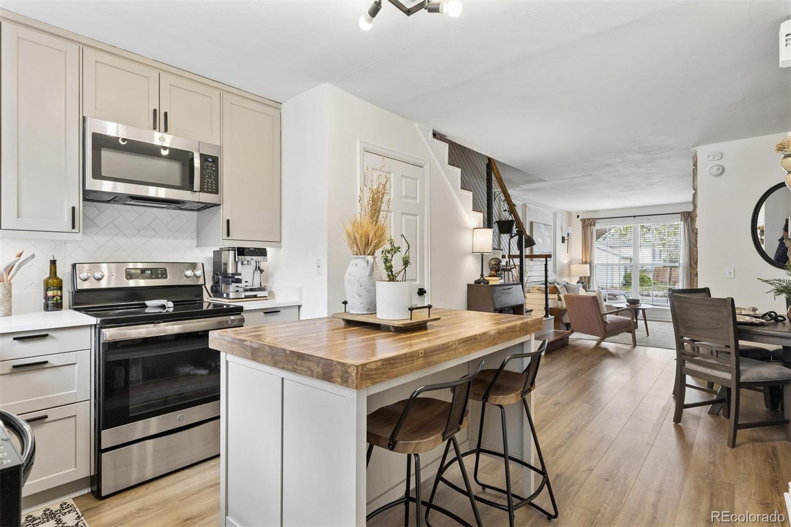 14201 E Hawaii Circle Unit: B