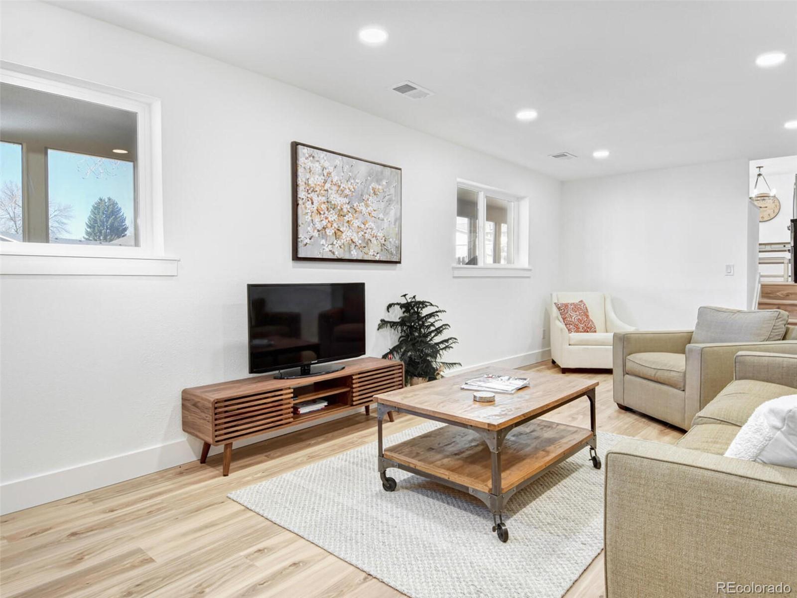 1484 Mayfield Circle