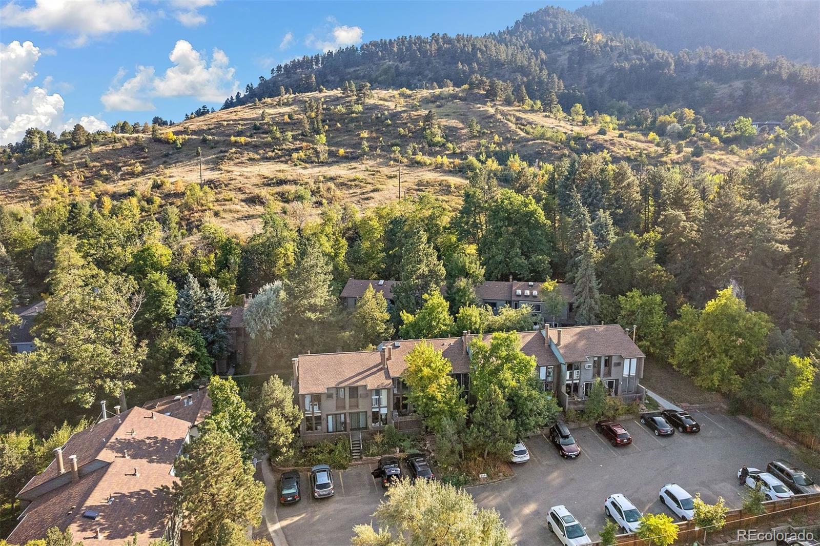 350 Arapahoe Avenue Unit: 17