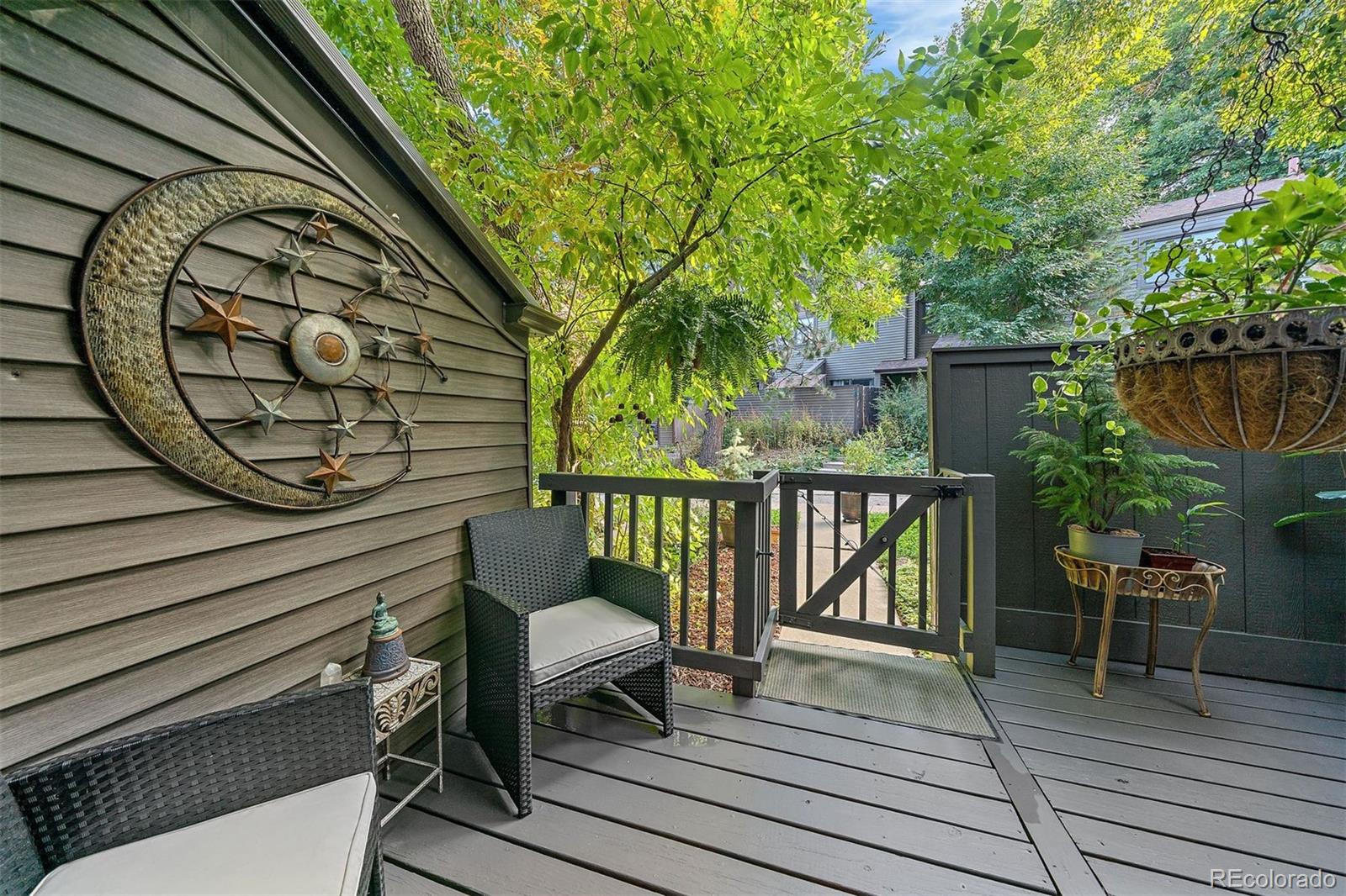 350 Arapahoe Avenue Unit: 17
